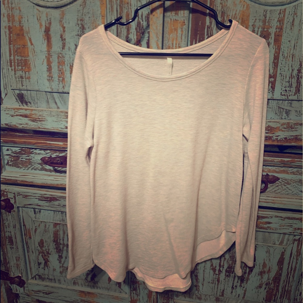 Long sleeve creme colored shirt